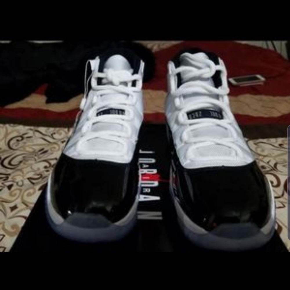 Air Jordan 11 Concords Retro Dead Stock - Picture 6 of 7